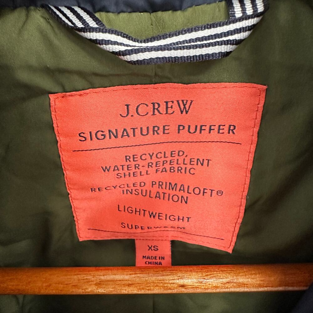 J CREW Quilted Cocoon Puffer Jacket with PrimaLoft® in Navy AQ470 // XS - Picture 4 of 8